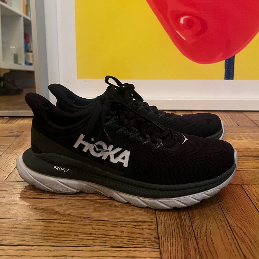 HOKA Women's Mach 4 profly size 7.5